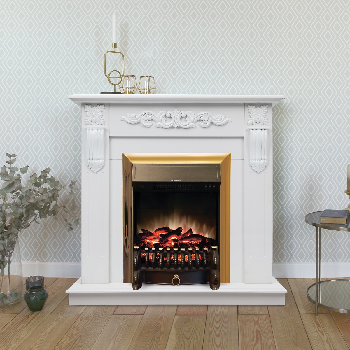 Электрокамин RealFlame Dominica DN белый матовый с очагом Fobos Lux Brass