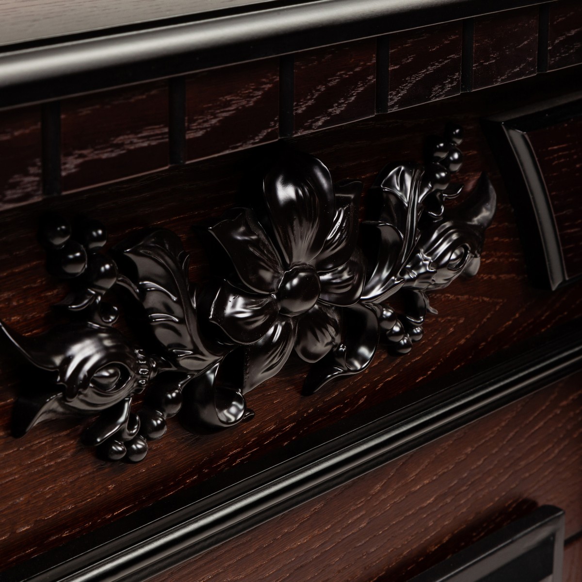 Электрокамин RealFlame Dacota AO античный дуб с очагом Majestic Lux Black RC