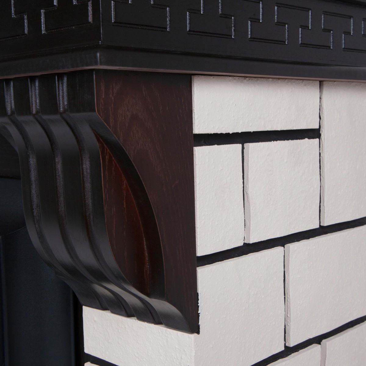 Электрокамин RealFlame Stone AO античный дуб с очагом Majestic Lux BL